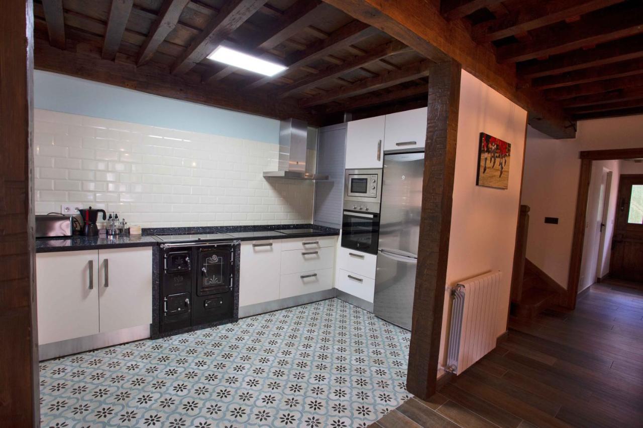 Los Campos Vivienda Vacacional Кангас-де-Оніс Екстер'єр фото